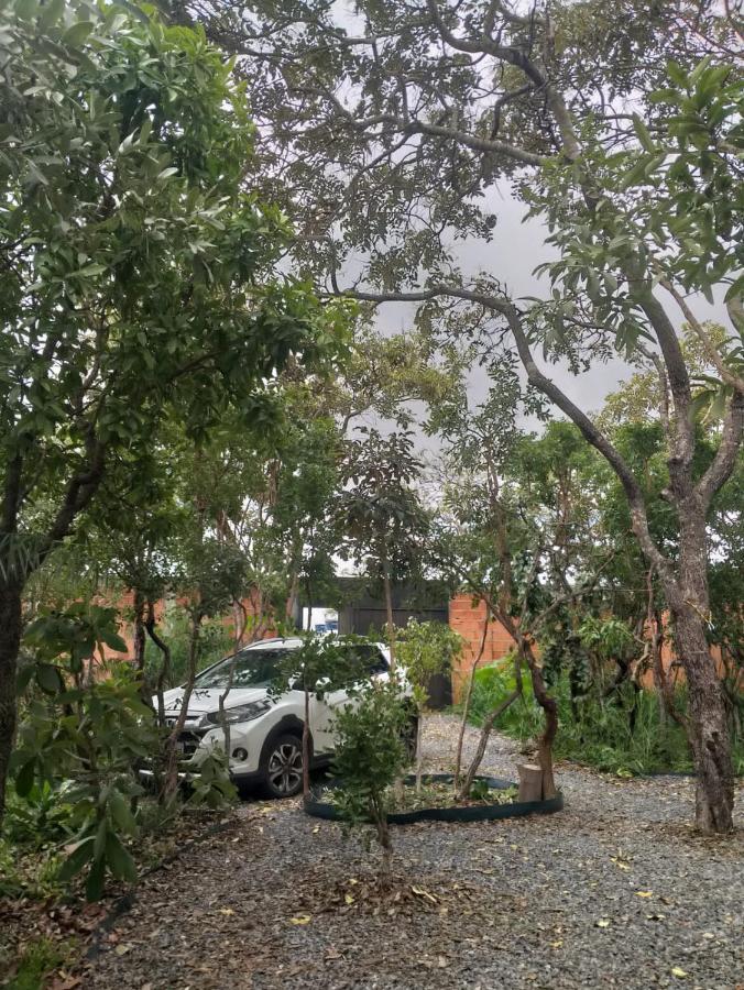 Jardim Da Lila - Um Recanto De Paz Em Alto Paraiso อัลโต ปาไรโซ เด โกยาส ภายนอก รูปภาพ